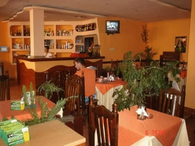 Ξενοδοχείο Family Hit