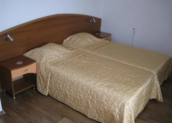 Ξενοδοχείο Family Hit