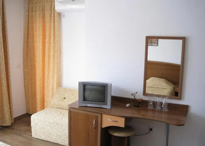 Ξενοδοχείο Family Hit 2*