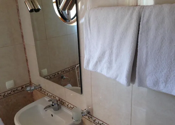 Ξενοδοχείο Family Hit 2*